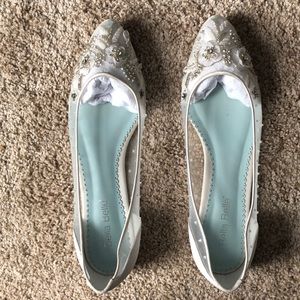 Bella Belle Adora Ivory Shoes. Sz 9.5